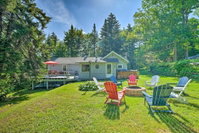 Charming Wilmington Cabin 8 Mi. to Mt Snow Tourism Bookings
