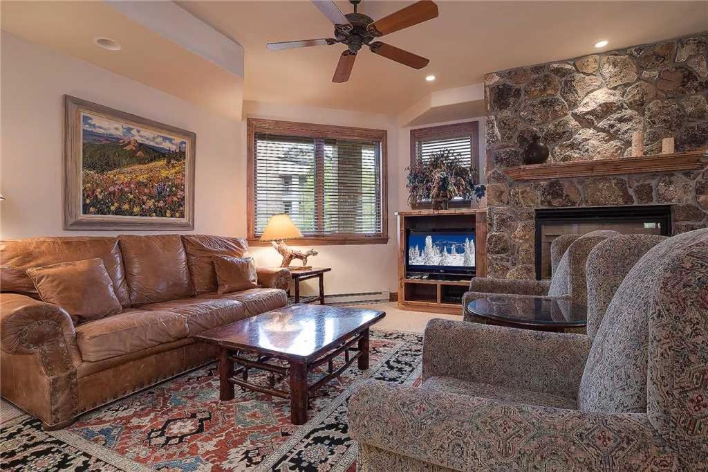 Chateau Chamonix - CX336 - thumb 2