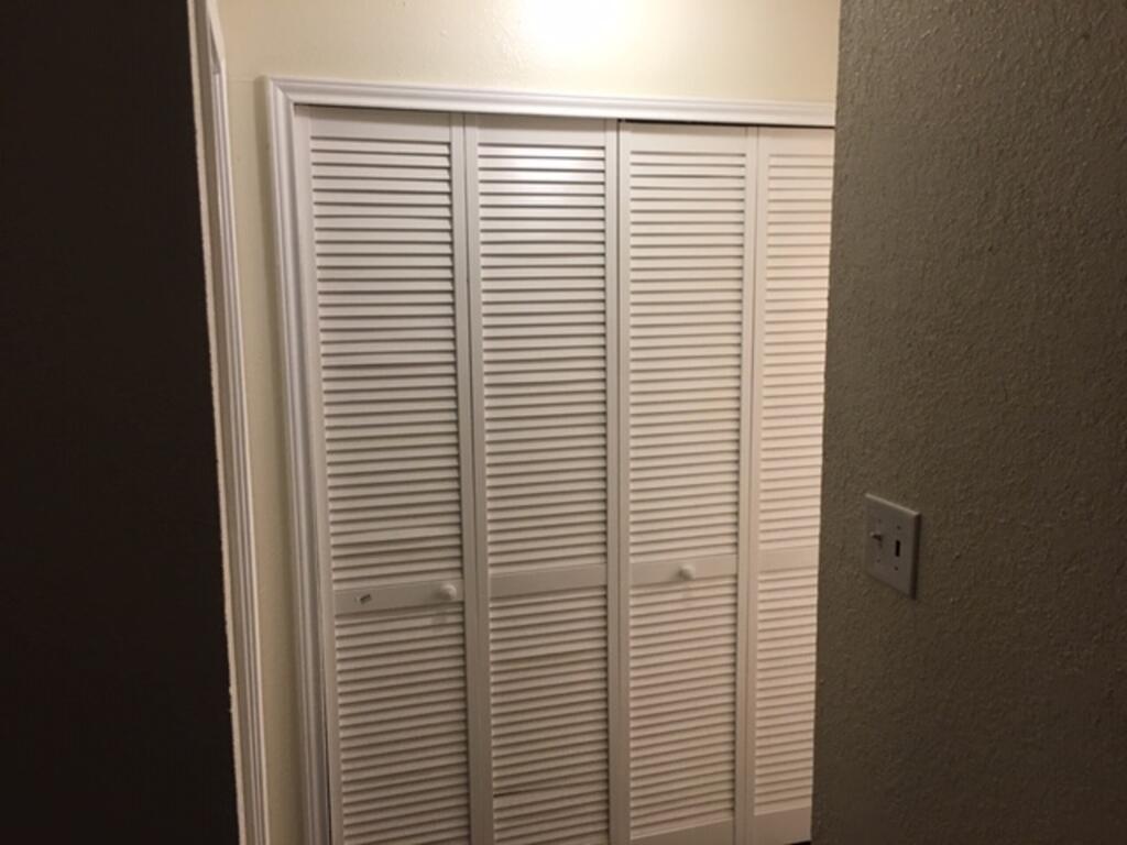 Cheapest Place Ever With A Kitchen And A Bathroom - thumb 1