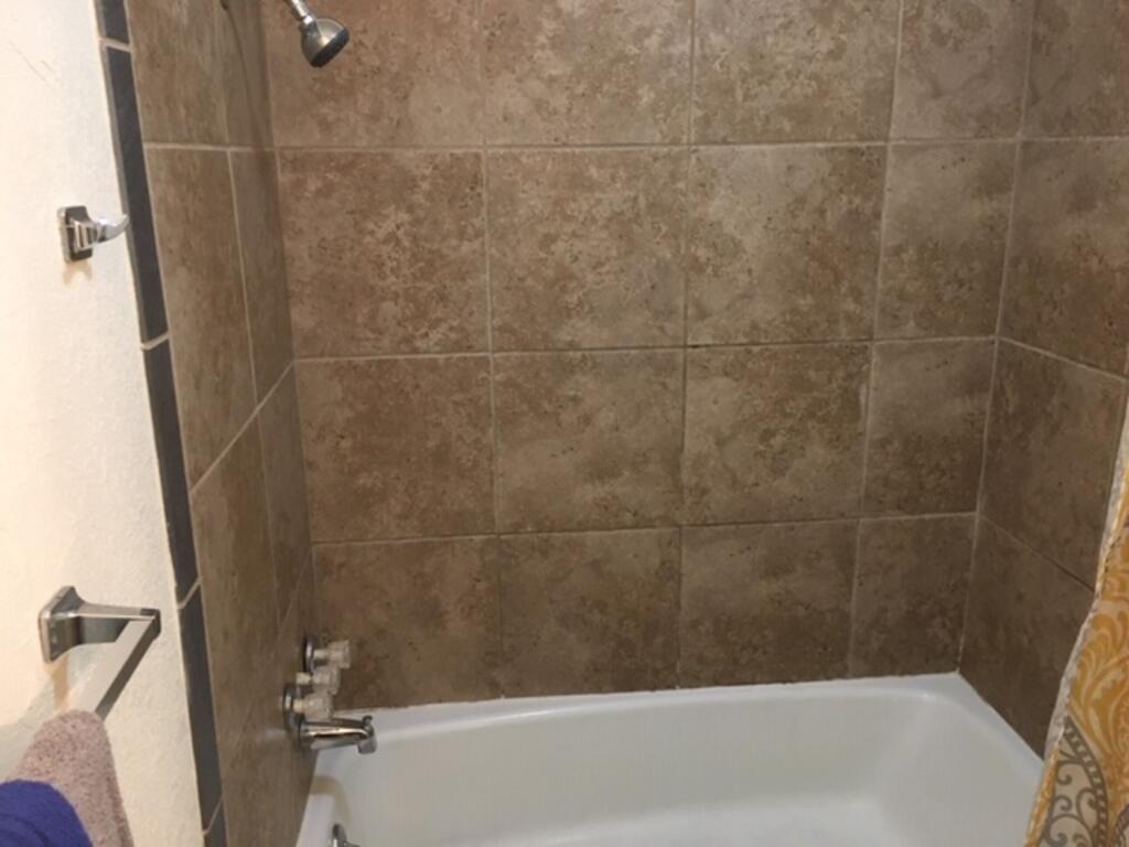 Cheapest Place Ever With A Kitchen And A Bathroom - thumb 0