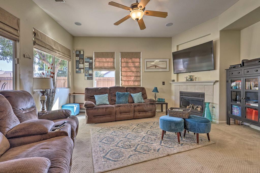 Chic Clovis House With Private Pool And Patio! - thumb 3