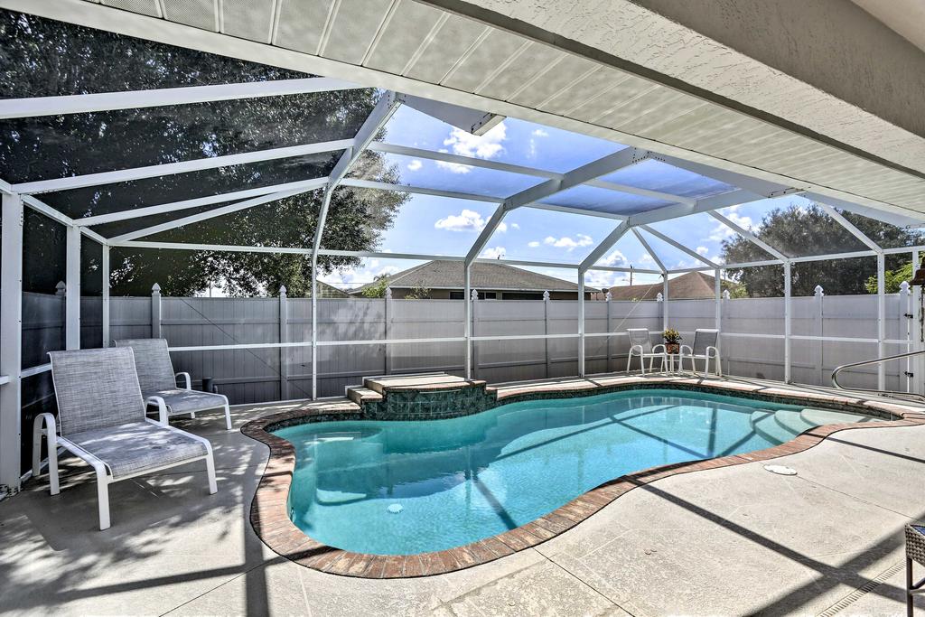 Chic Fort Myers Home With Covered Pool - 3Mi To Shops - thumb 1