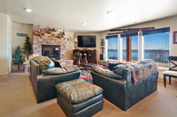 Chickadee Lodge Tourism Bookings