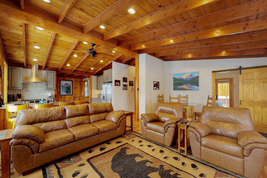 Chipmunk Cabin - thumb 2
