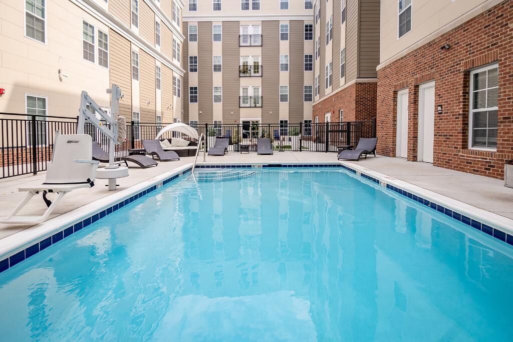 Church Hill Flats By Barsala - thumb 1