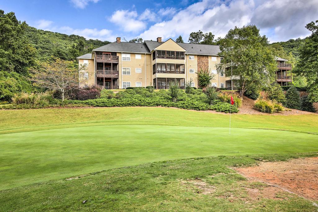 Clayton Condo With Balcony - On Kingwood Golf Course - thumb 0