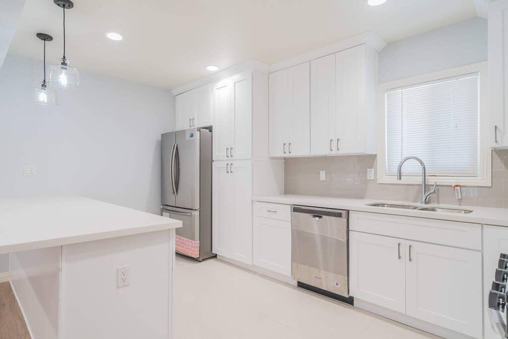 Clean Remodeled 2BD2BA In Alhambra 15 Mins To DTLA - thumb 1