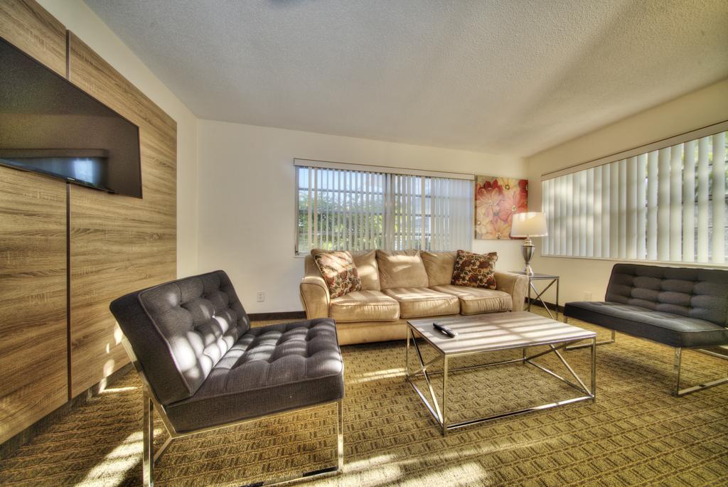 Club Lux Resort By The Beach - thumb 1