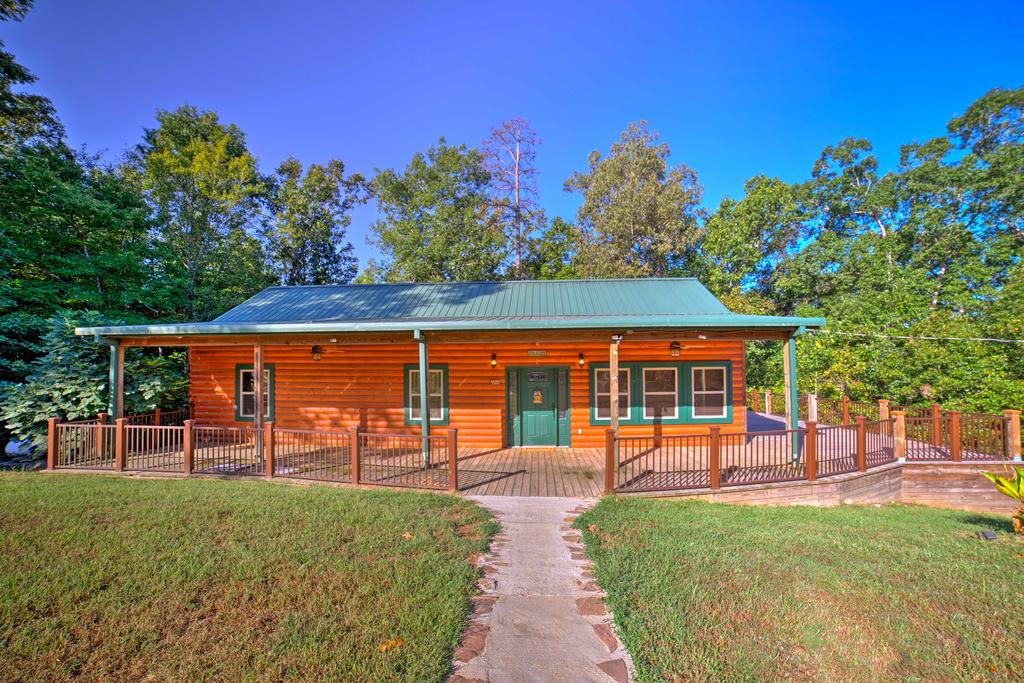 Coffeeville Cabin W/Deck  7 Mi. To Grenada Lk - thumb 0