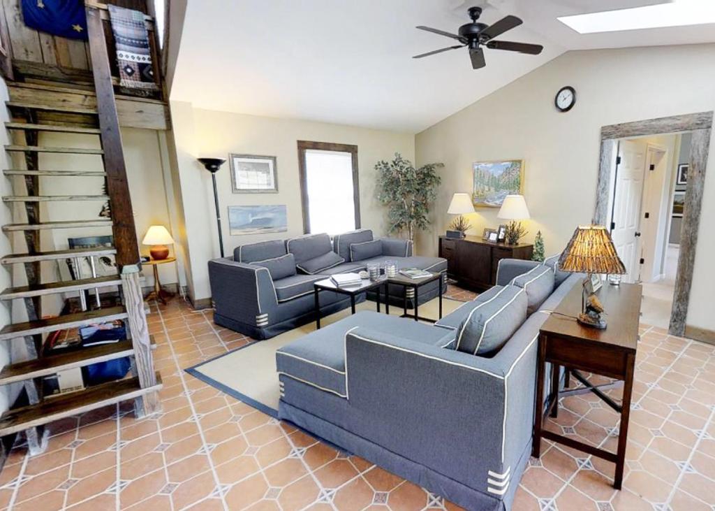 Cold Spring Farm - thumb 3