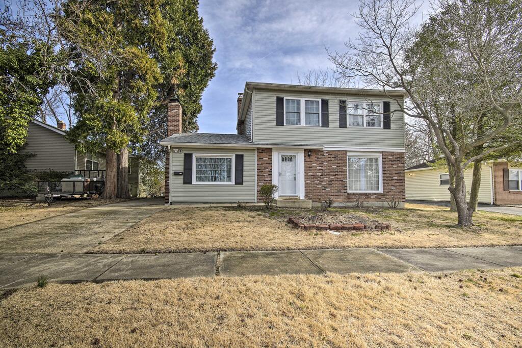 Colonial Home 5 Min To Dover International! - thumb 1