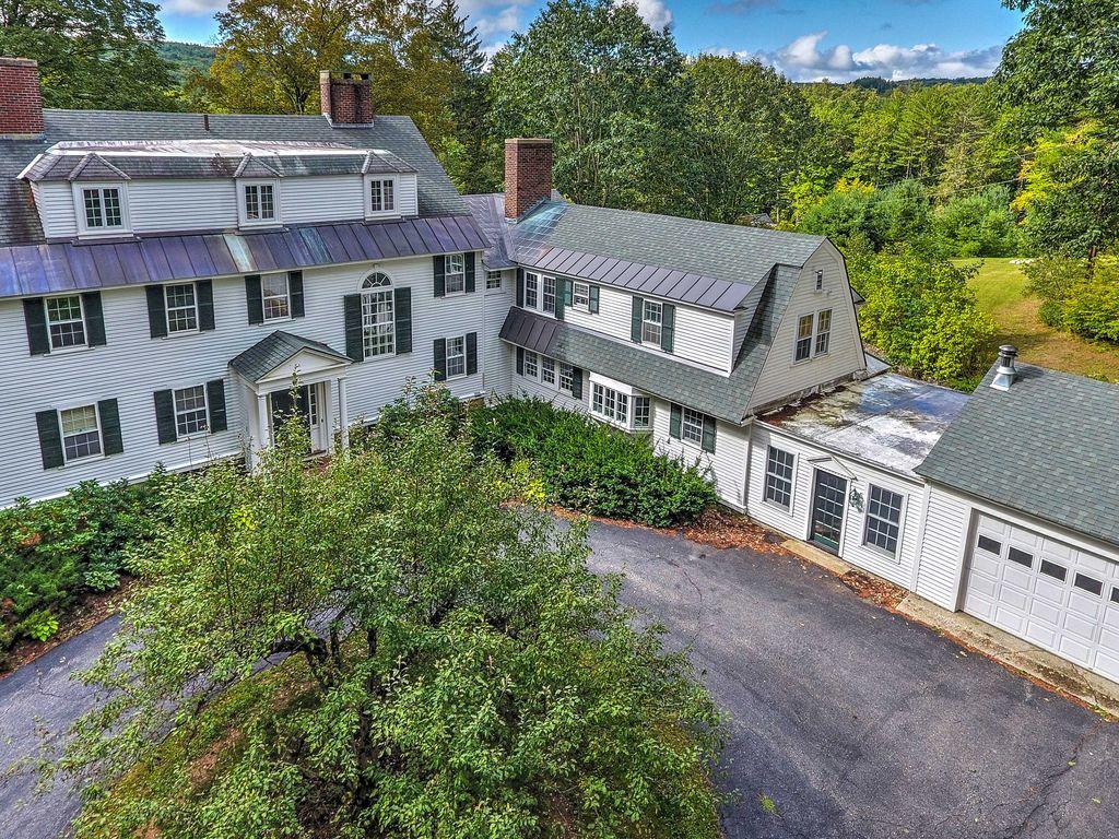 Colonial Keene House On 7 Acres With Pool! - thumb 0