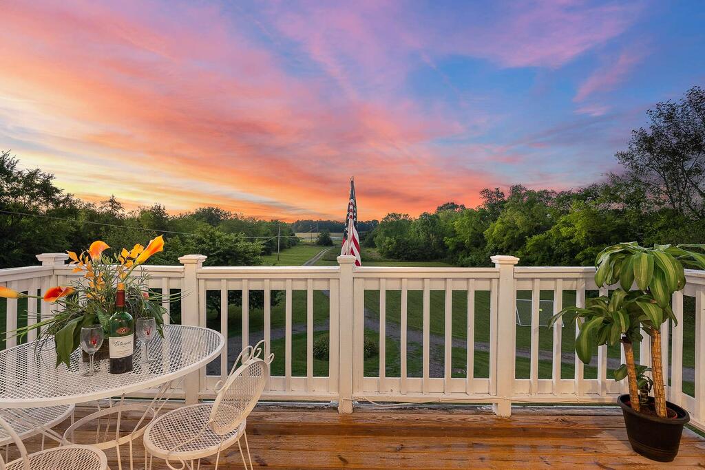 Colonial Manor - thumb 3