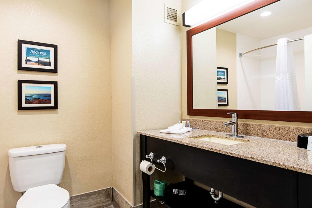 Comfort Inn & Suites - thumb 2