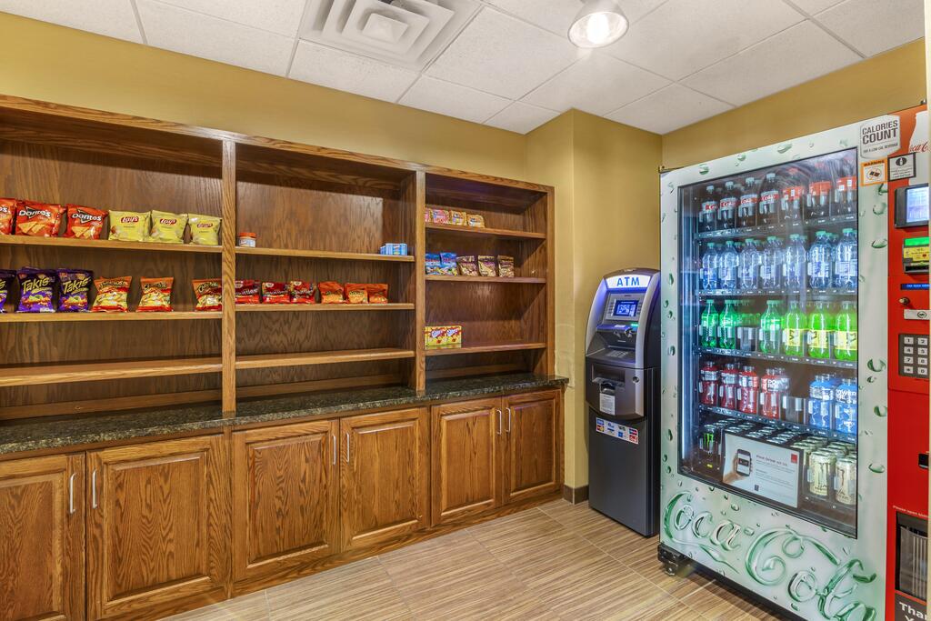 Comfort Inn & Suites - thumb 2