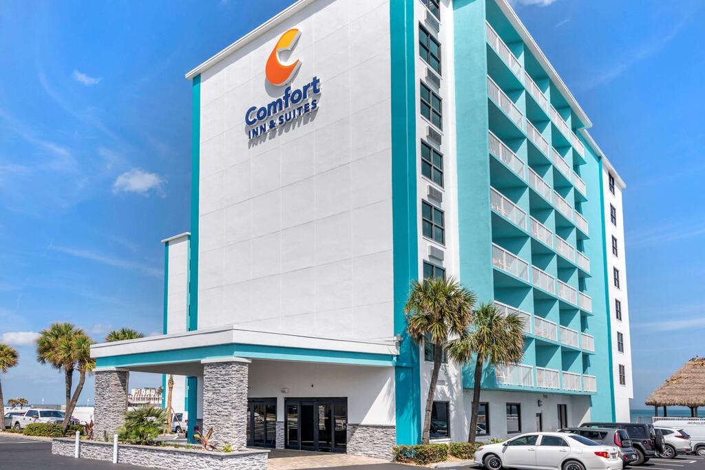 Comfort Inn & Suites Daytona Beach Oceanfront - thumb 1