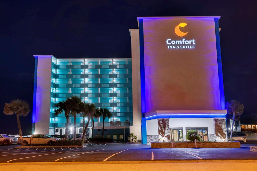 Comfort Inn & Suites Daytona Beach Oceanfront - thumb 3