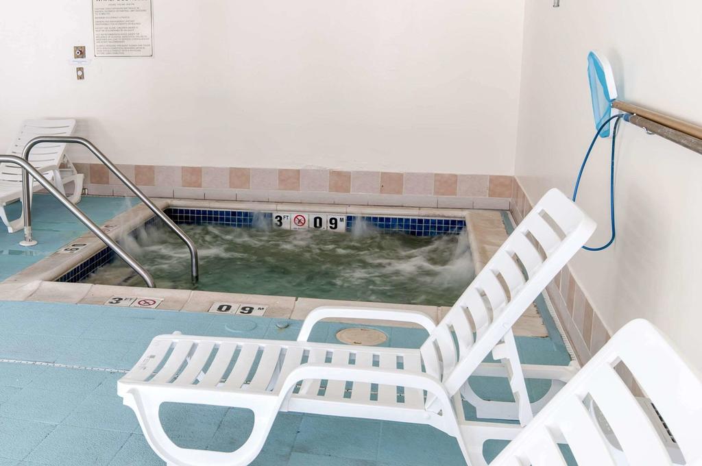 Comfort Inn & Suites Mount Pocono - thumb 1