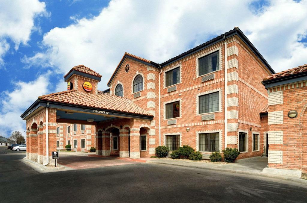 Comfort Inn And Suites Medical West - thumb 0