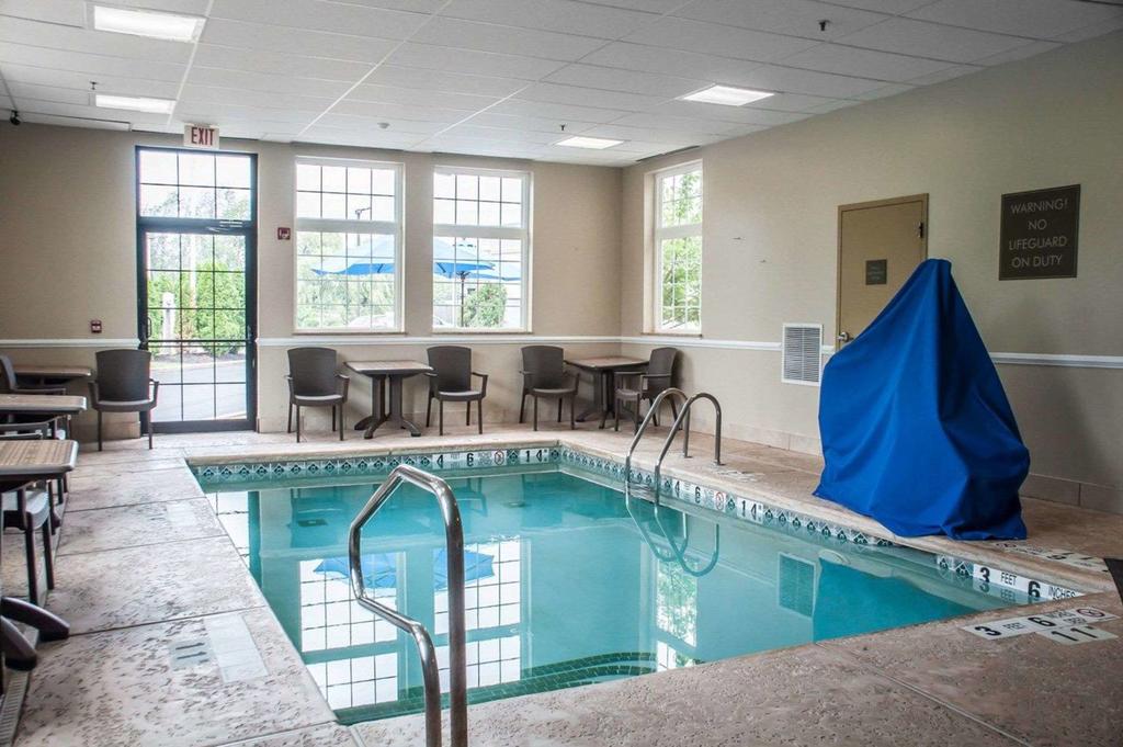 Comfort Inn University - thumb 3