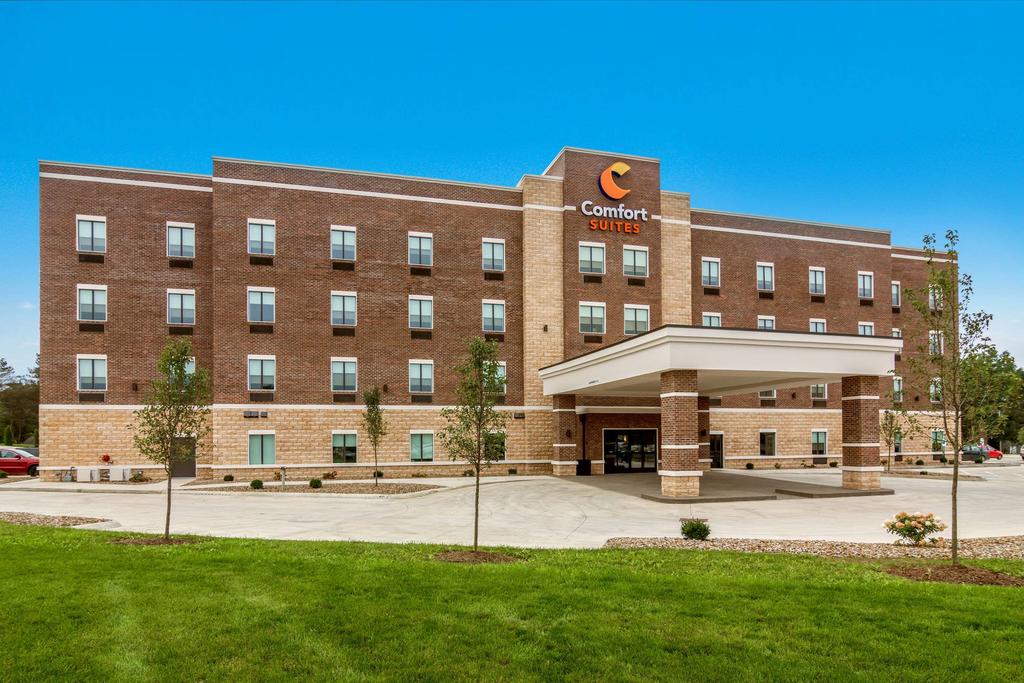 Comfort Suites - thumb 0