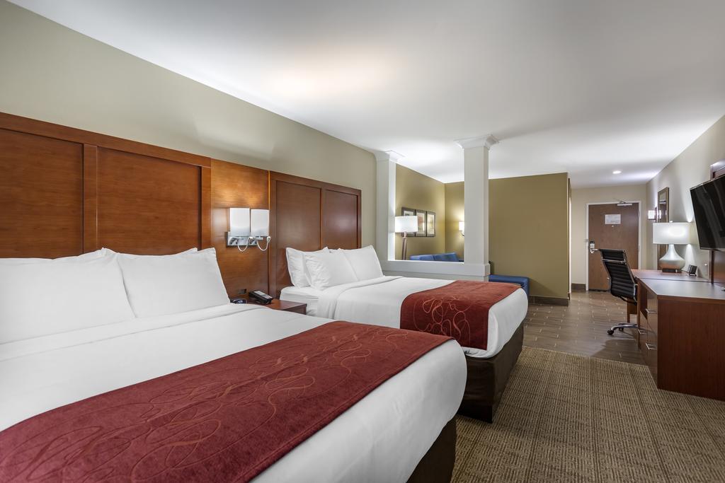 Comfort Suites - thumb 3