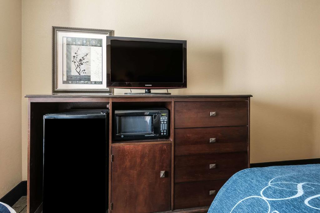 Comfort Suites Near MCAS Beaufort - thumb 1