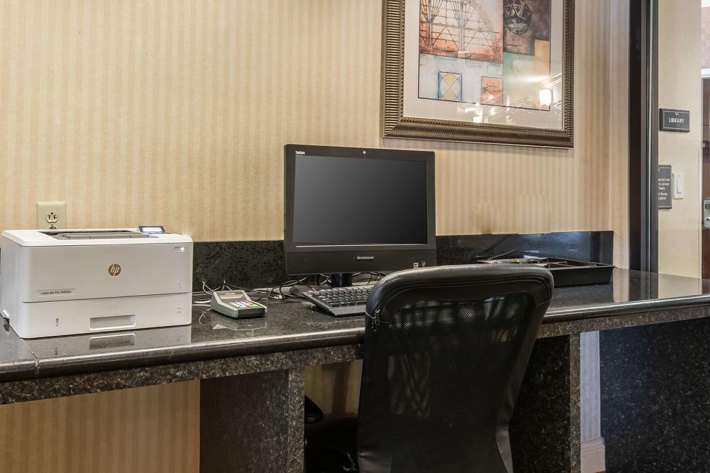 Comfort Suites Near MCAS Beaufort - thumb 3