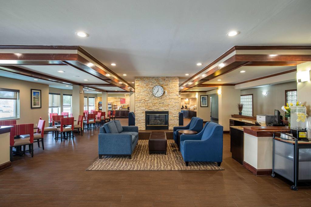 Comfort Suites North Dallas - thumb 2