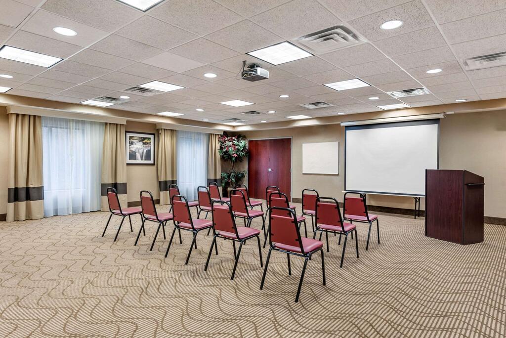 Comfort Suites South Elkhart - thumb 2