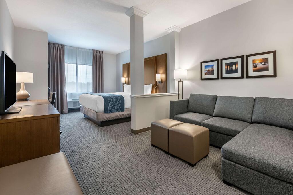 Comfort Suites Stuart-Hutchinson Island - thumb 3