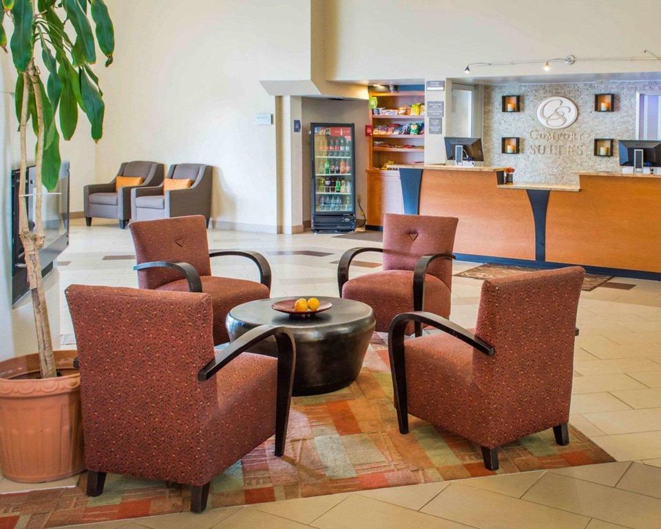 Comfort Suites Waldorf - thumb 1