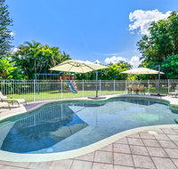 Comfortably Chic Pool Home Retreat - Tourism Bookings
