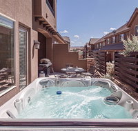 Coral Ridge 2065 AIR HOCKEY, PING PONG, PRIVATE HOT TUB, OUTDOOR MISTERS, AND MORE! - Tourism Bookings