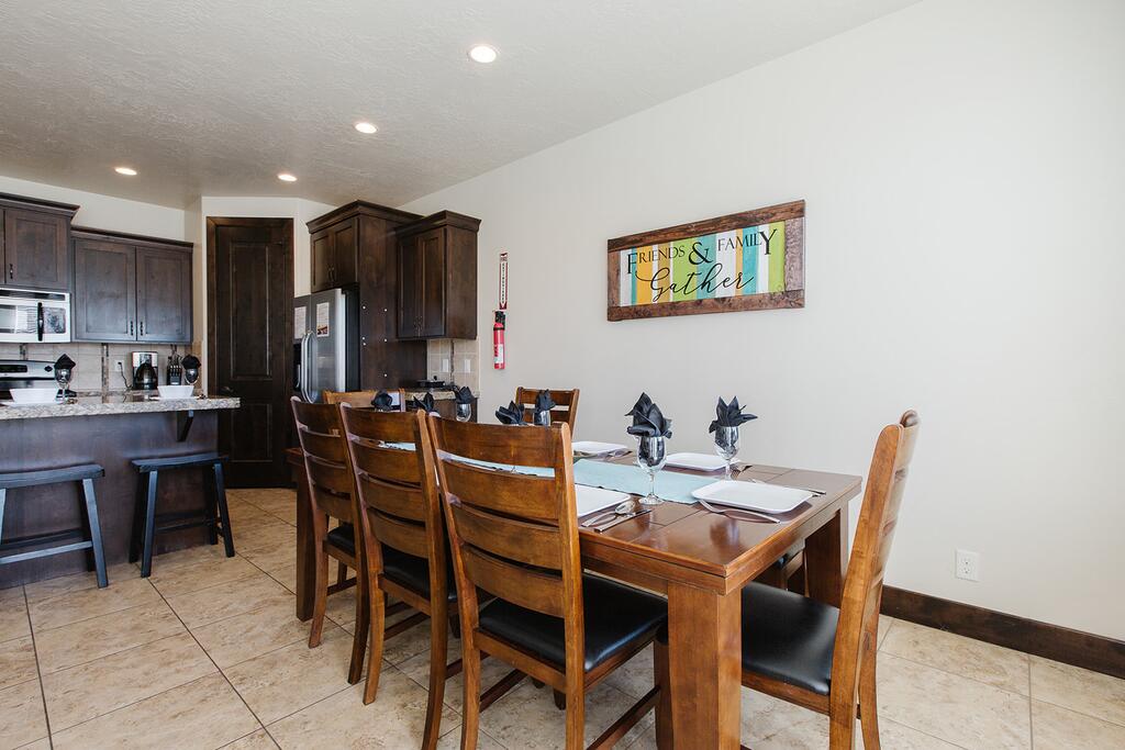 Coral Ridge 4182 PS4, GAMES, EXTRA ACCOMMODATIONS, AND MORE! - thumb 2
