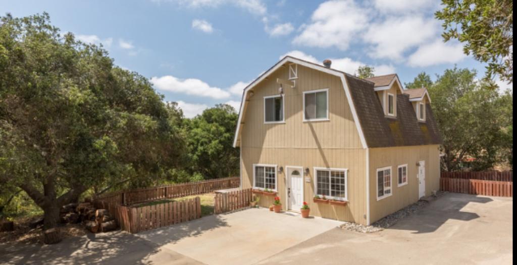 Cottage By The Sea - thumb 0