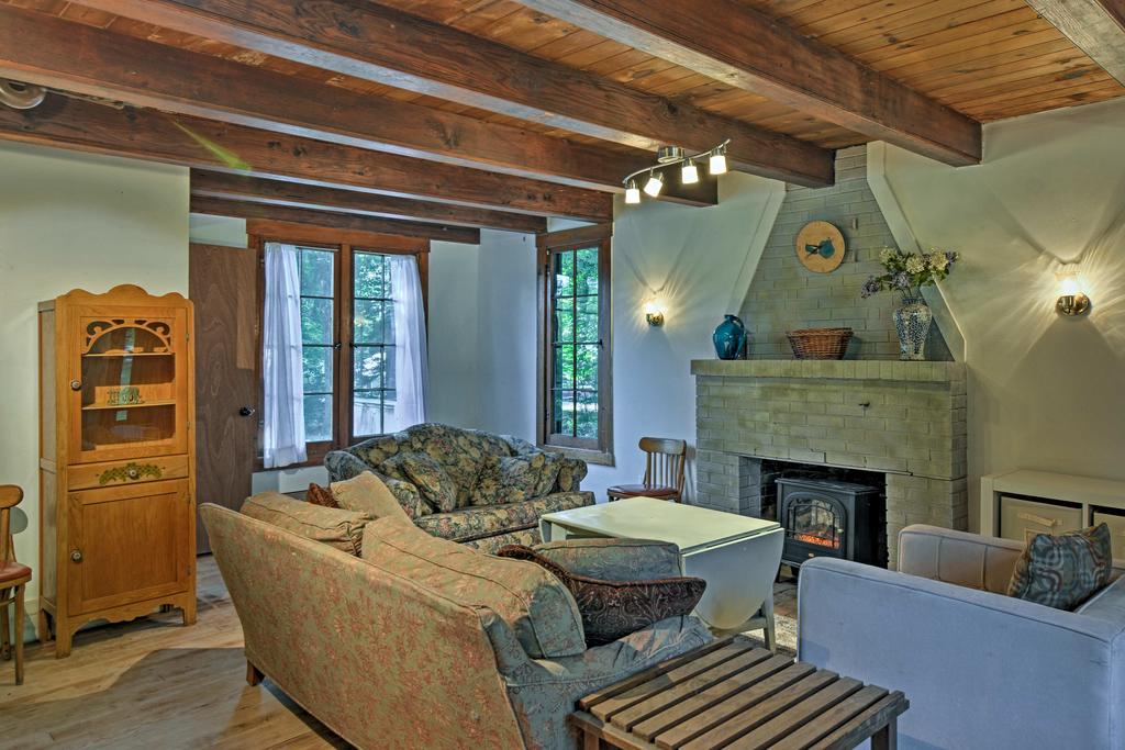 Cottage With Deck -400ft To Little Glen Lake! - thumb 2