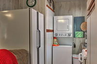 Cottage with Gazebo  Deck on Red River - Near Ski Tourism Bookings