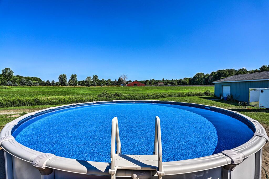 Country Apt With Deck And Pool, 24 Mi To Ann Arbor - thumb 1