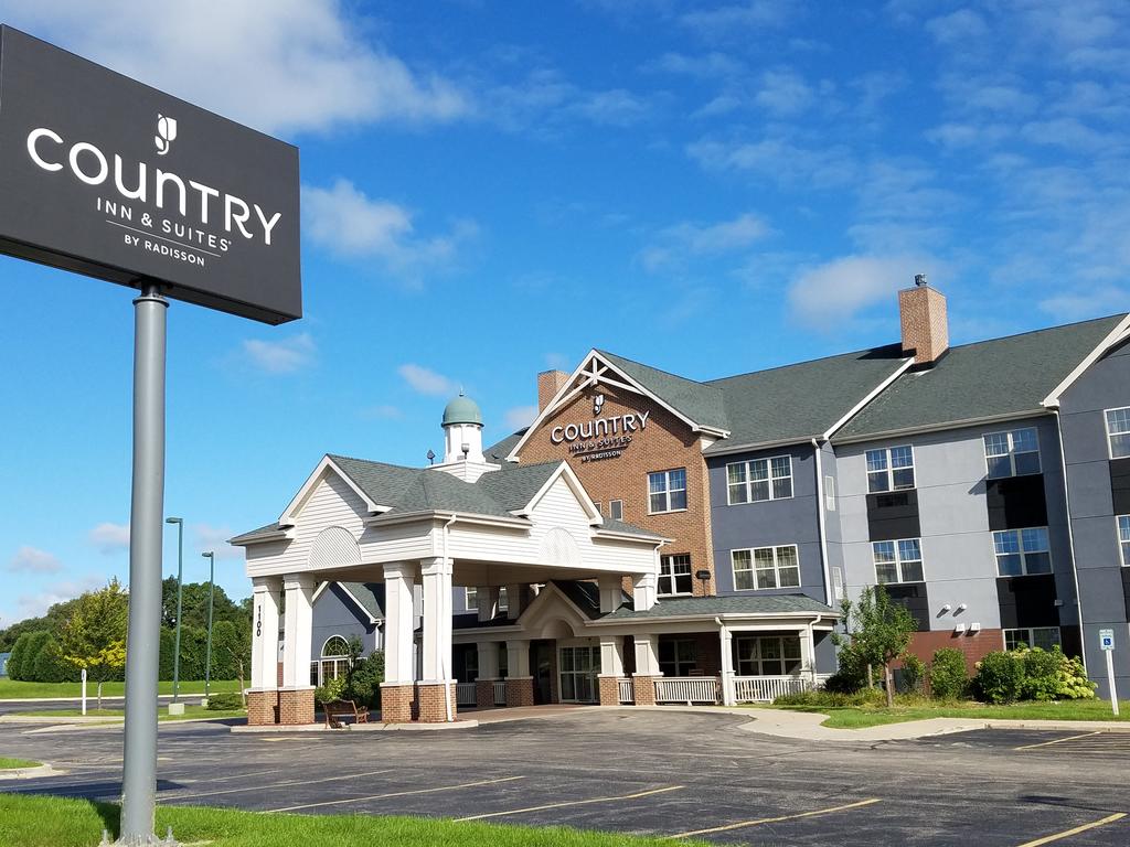 Country Inn & Suites By Radisson, Zion, IL - thumb 2