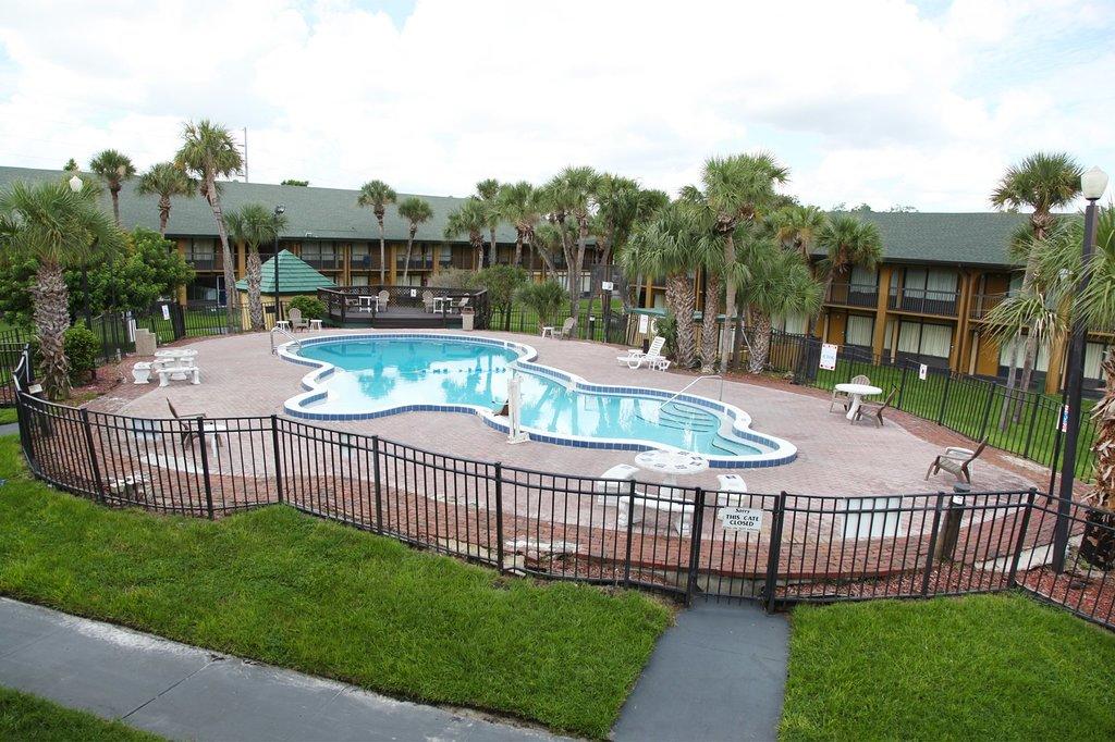 Countryside Inn - thumb 1