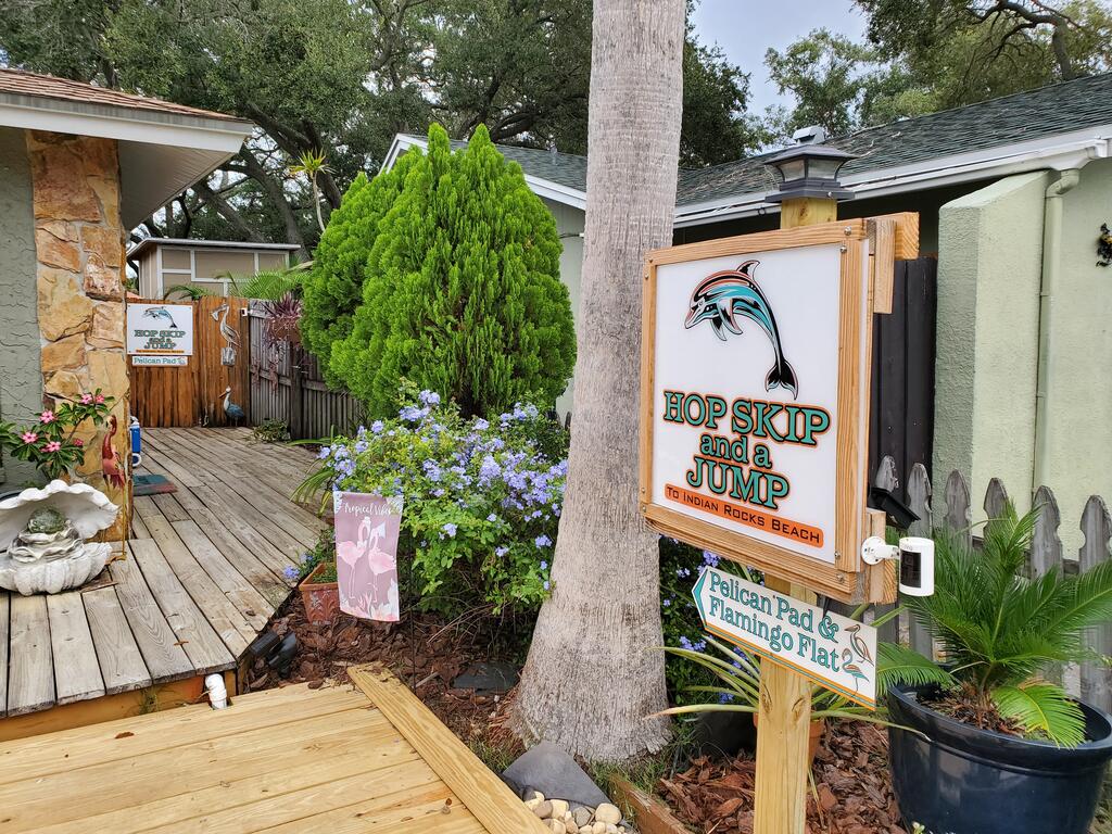 Couples Retreat @ Pelican Pad Indian Rocks Beach Area.. - thumb 3