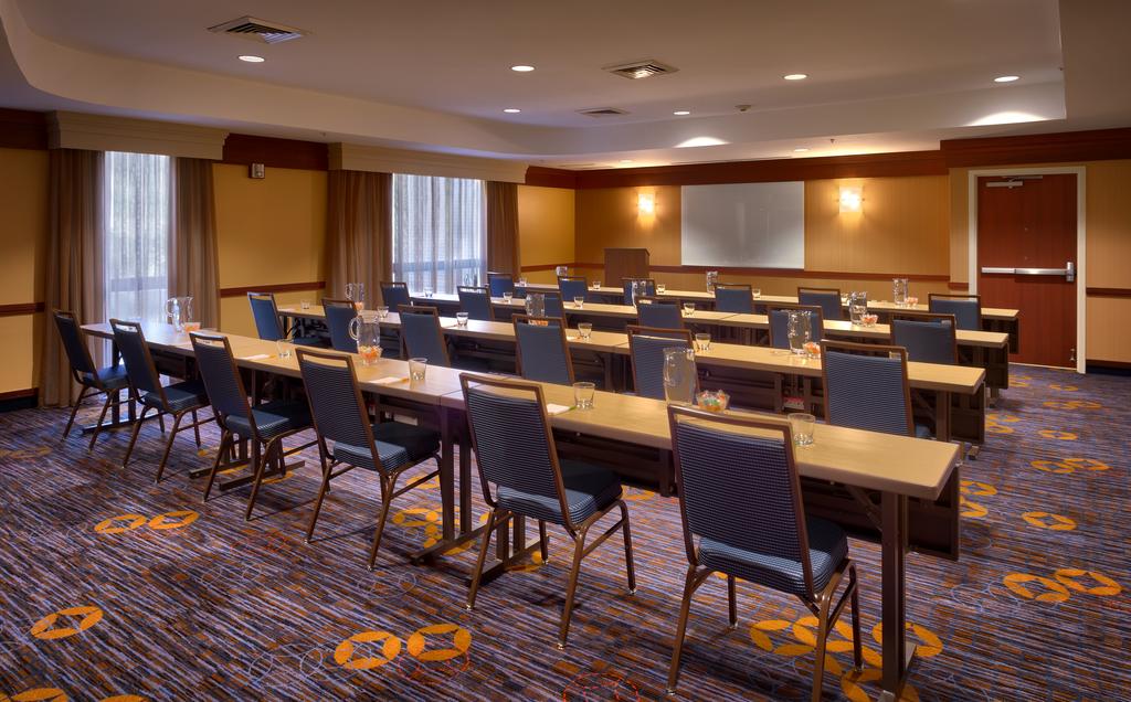 Courtyard By Marriott Kansas City Shawnee - thumb 1