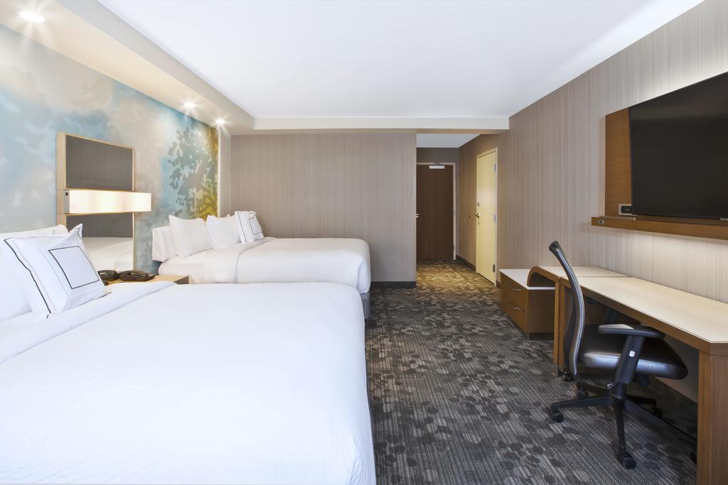 Courtyard By Marriott St. Joseph-Benton Harbor - thumb 1