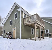 Cozy Apt with Deck -20 Mins to Stowe Mtn Resort! - Tourism Bookings