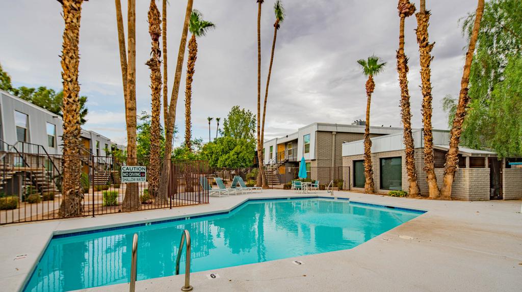 Cozy Apts West Of ASU By WanderJaunt - thumb 0