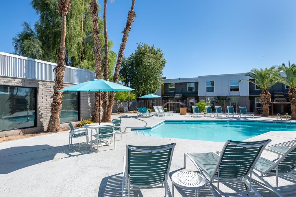 Cozy Apts West Of ASU By WanderJaunt - thumb 1