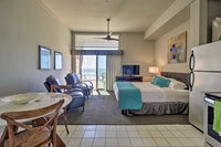 Cozy Beachfront Studio - Walk to Carlsbad Village Tourism Bookings