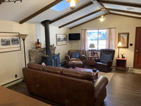 Cozy Bear in the Upper Valley Tourism Bookings