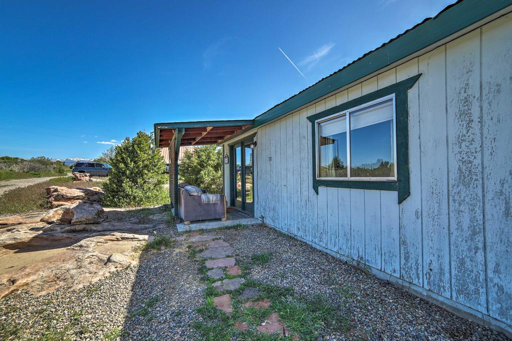 Cozy Blanding Cottage Near Town And State Parks - thumb 2